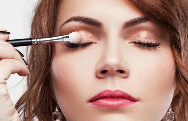 Some Beauty Hacks For  More Attractive Beautiful Eyes