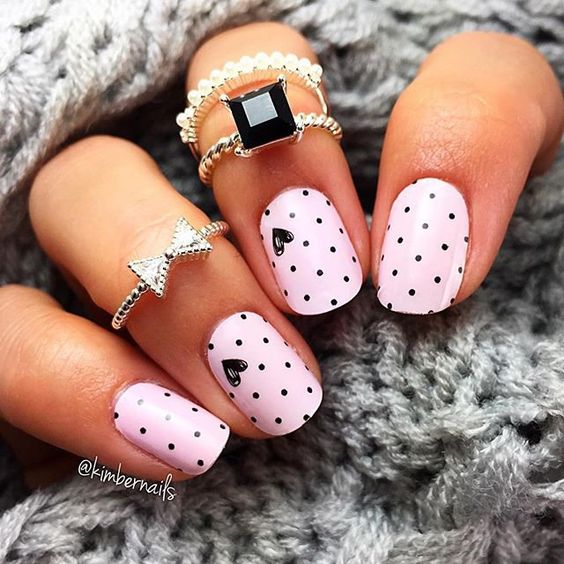 Lovely Nails Art  Ideas For The Valentine’s day