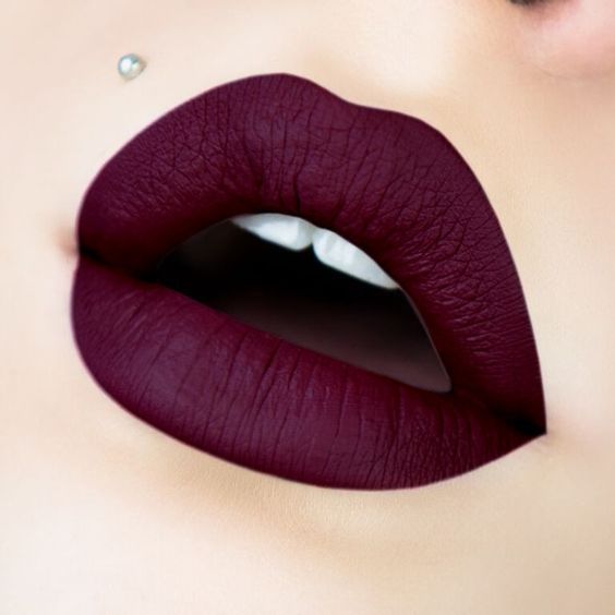 Unusual Lipstick, Colors That Became Trendy This Season