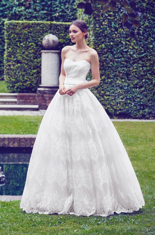 12 Timeless and Authentic Bridal Gowns By The Talented Italian Giuseppe Pappini