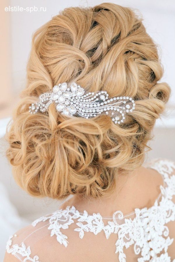 The Perfect Hairstyle For Any Bride To Be This Spring