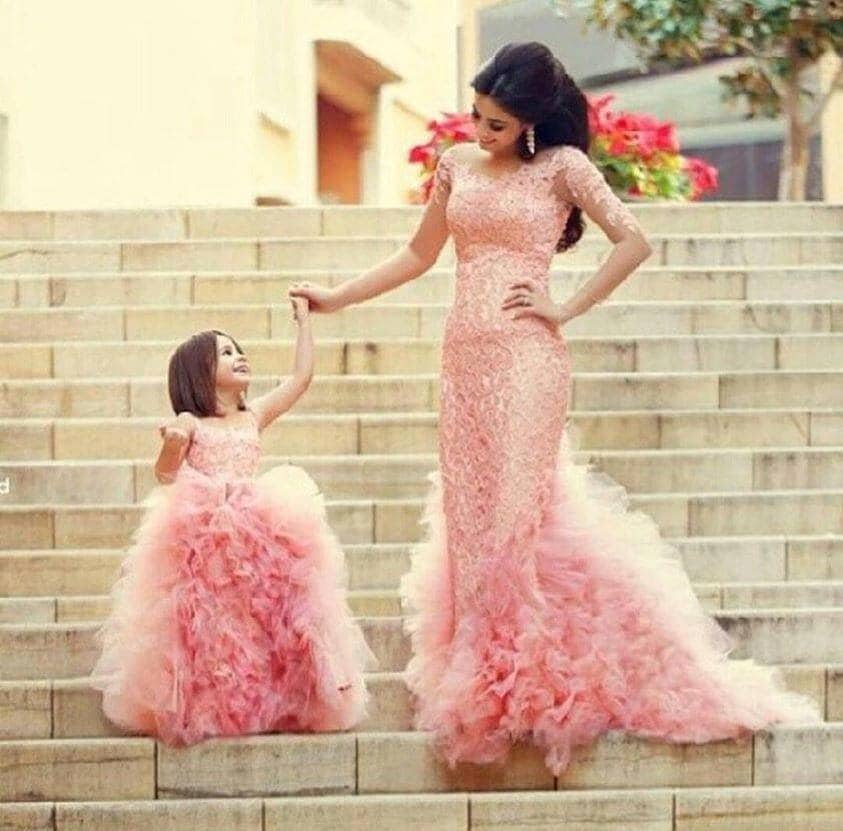 Top 15 Mother And Daughter Matching Outfits For Every Occassions