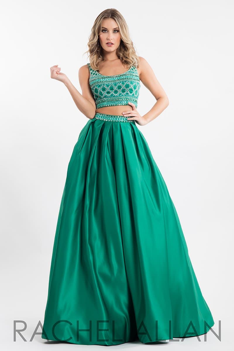 Top 25 Two Piece Dresses To Shine On Your Prom Night