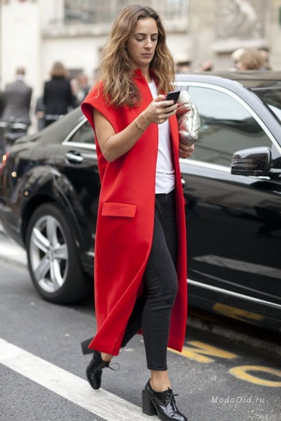 20 Fashion Combinations That Proves Why Sleeveless Jacket Is The New Must Have Piece In Your Wardrobe