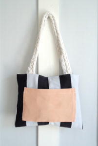 Cretaive DIY Tutorials To Create Bag From Your Old Clothes