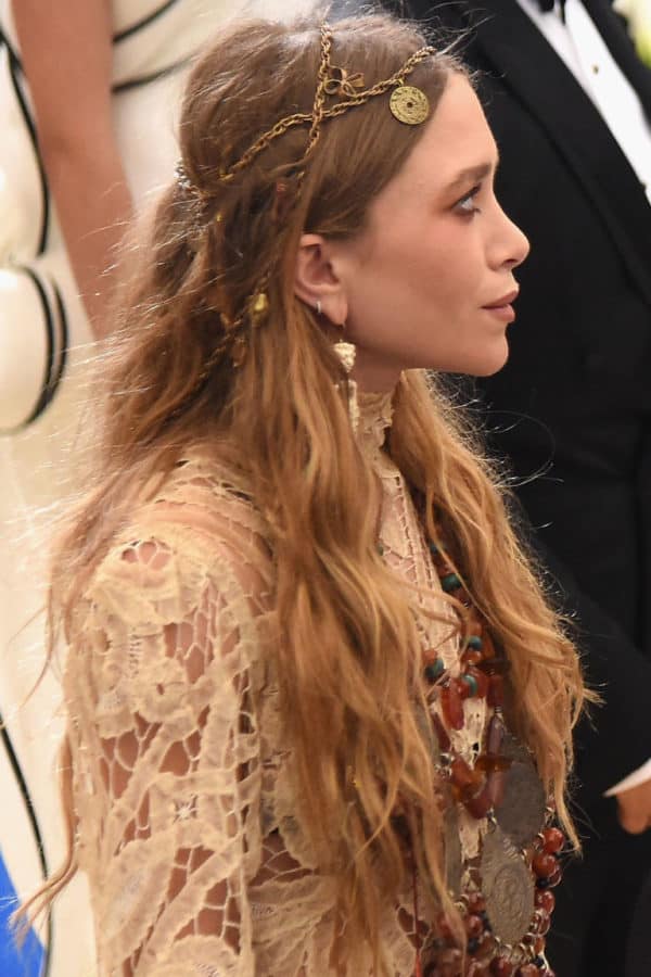 Fancy Hair Accessories That Will Be In This Season