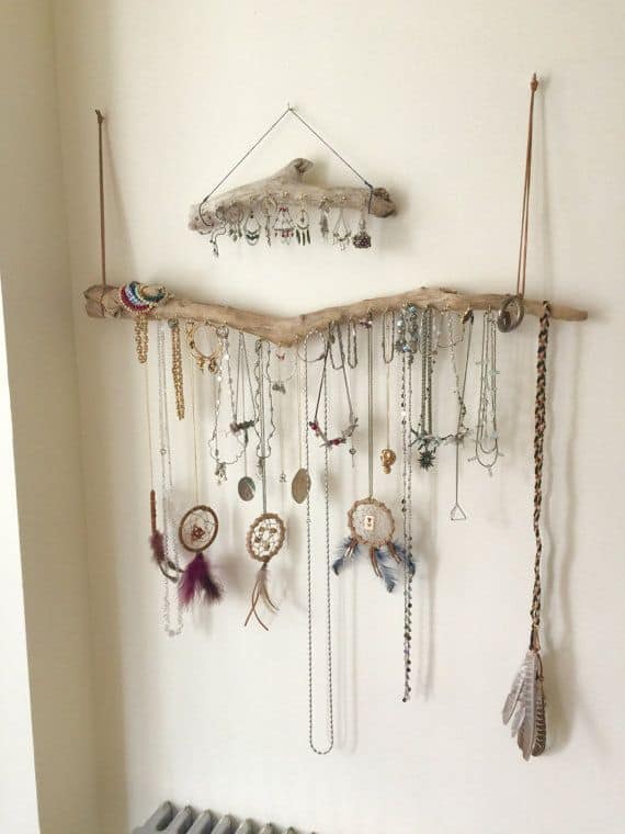 Super Practical DIY Jewelry Holders That You Should Copy Now