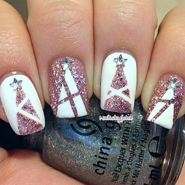 The Best Christmas Nail Designs That Will Bring You Joy