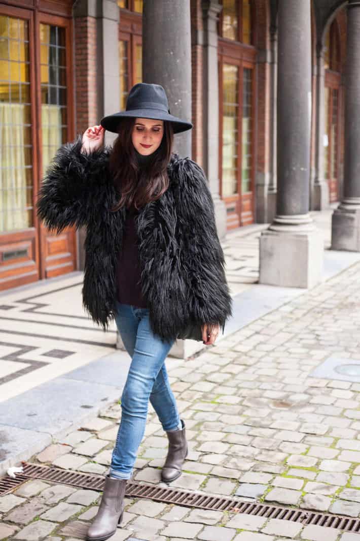 How To Make Stunning Combinations With Faux Fur Coat