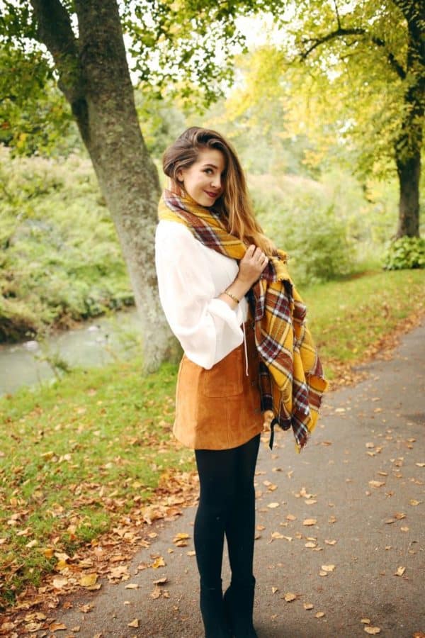 How To Style Your Skirt During The Fall Months