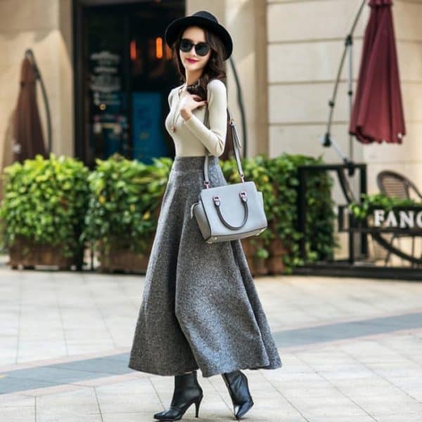 How To Style Your Skirt During The Fall Months
