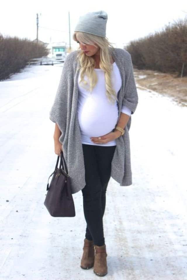 Winter Baby Bump Outfits That Will Keep You Warm