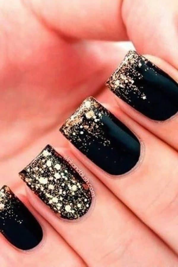 Last Minute New Year Manicures That Will Get You Looking Amazing