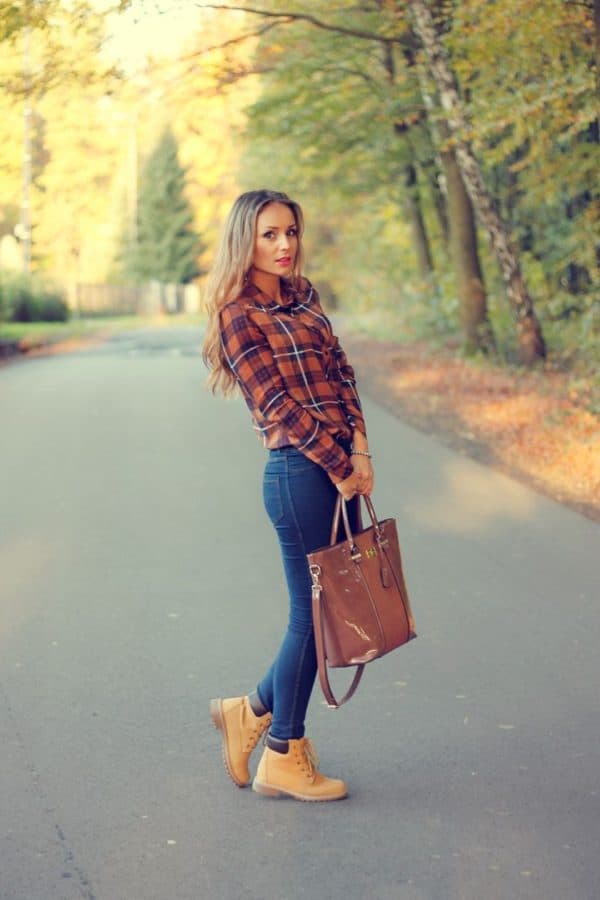 women wearing timberland boots