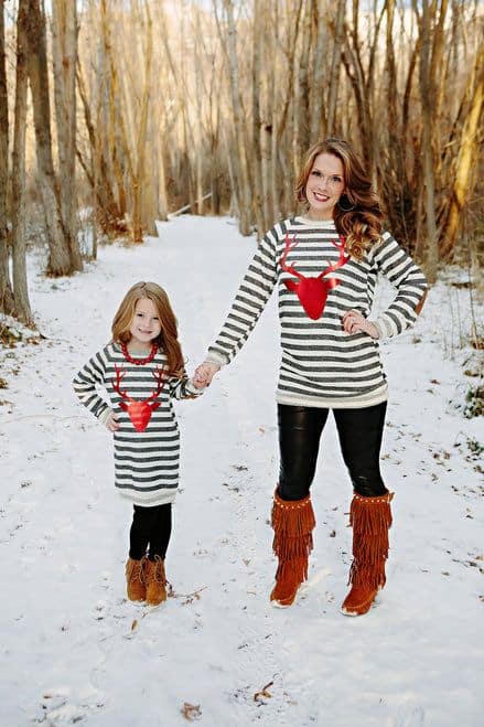 Stunning Mother And Daughter Matching Outfits That Are Perfect For Winter