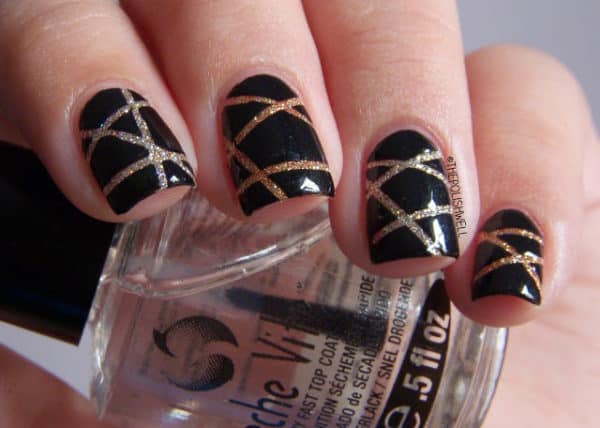 Last Minute New Year Manicures That Will Get You Looking Amazing