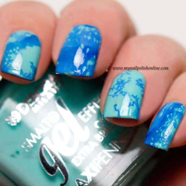 Interesting Nails Art Designs Inspired From Christmas And New Year’s Eve