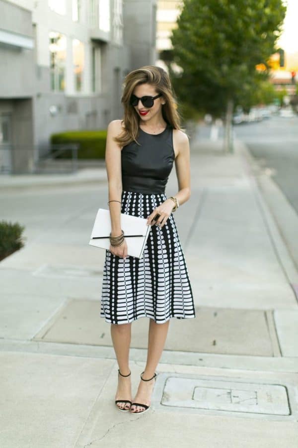Classy Black And White Work Attire That Will Make You Look Professional
