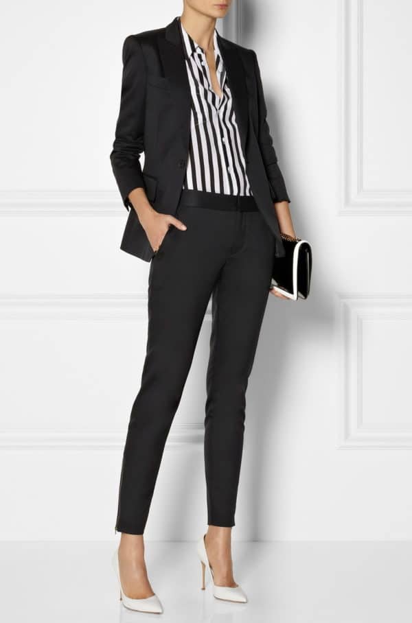 Classy Black And White Work Attire That Will Make You Look Professional