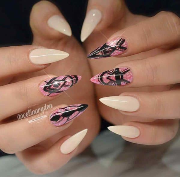 Hand Painted Manicures That Look Totally Stunning