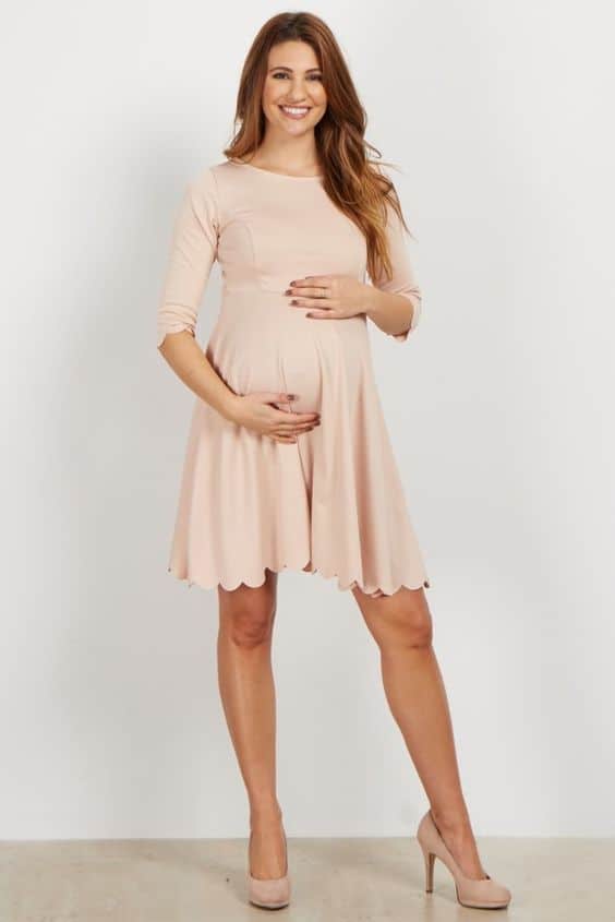 Stunning Maternity Work Outfits That Will Help You Style Your Bump