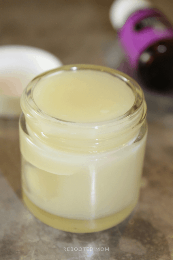 Pain Relieving DIY Nipple Creams For All The Mamas