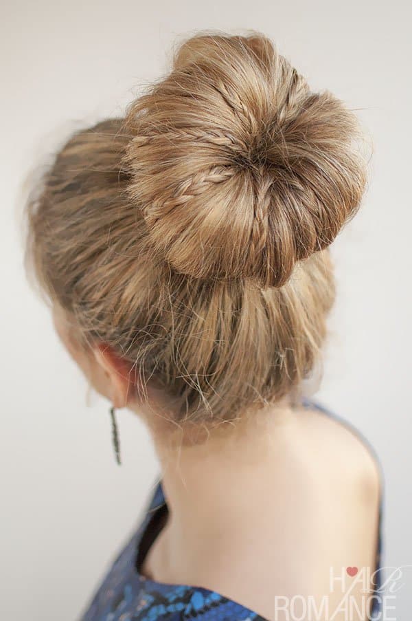 Gorgeous Bun Hairstyles In Every Possible Way