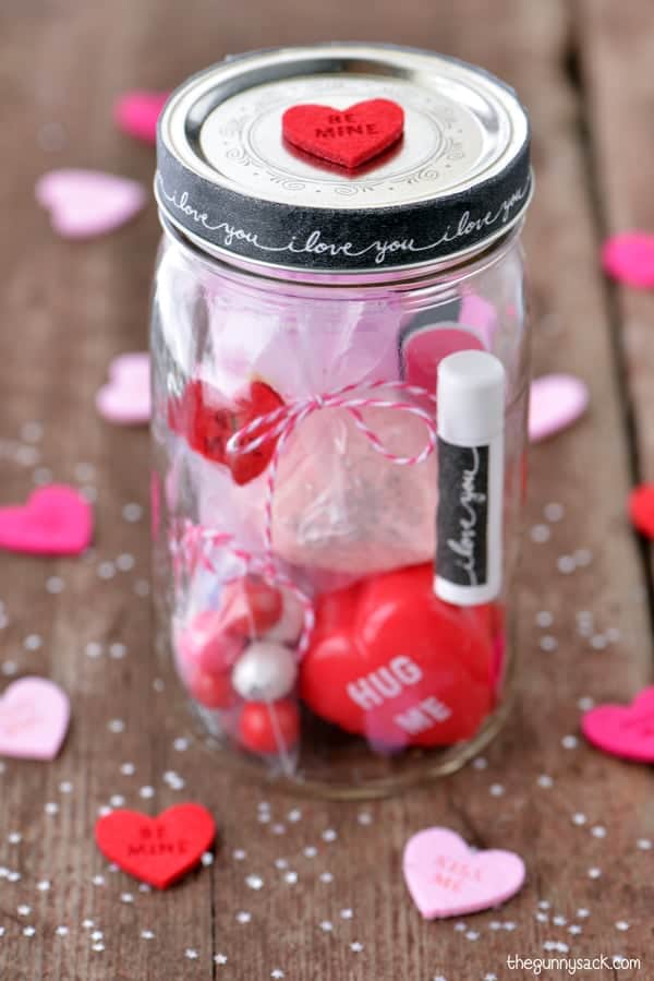 Sweet Mason Jar Valentines Day Crafts That Will Sweep You Off Your Feet