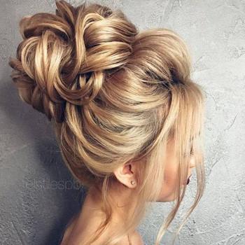 Gorgeous Bun Hairstyles In Every Possible Way