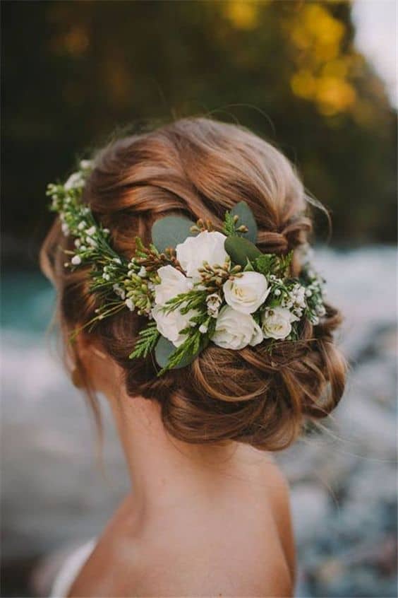 Stunning Spring Wedding Hairstyles With Floral Details