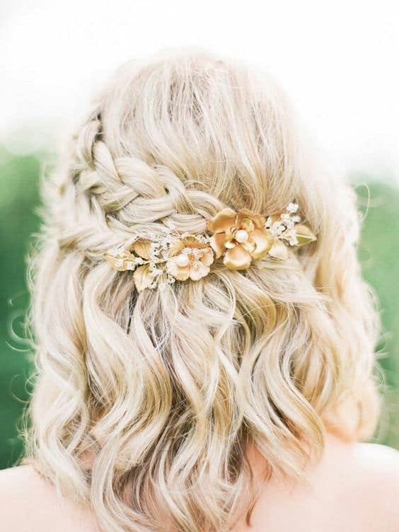 Stunning Spring Wedding Hairstyles With Floral Details