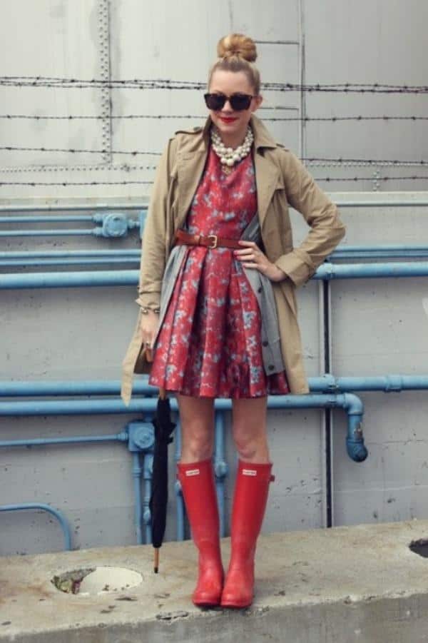 Adorable Spring Combinations With Rain Boots That Are Perfect For The Spring Showers