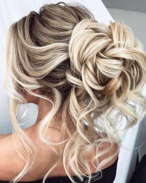 Stunning Prom Hairstyles That Will Take Your Breath Away