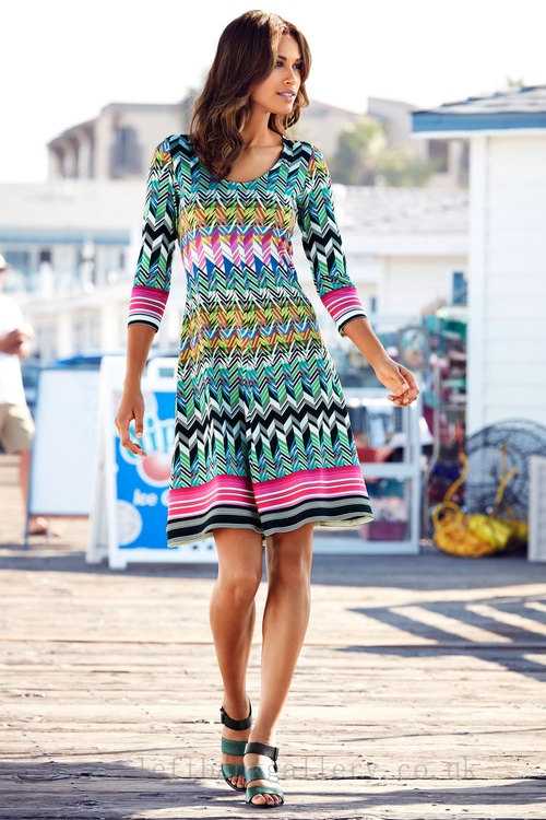 How To Wear The Chevron Print This Spring And Summer In Fantastic Ways ...