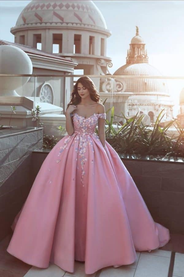 Pink hotsell queen dresses