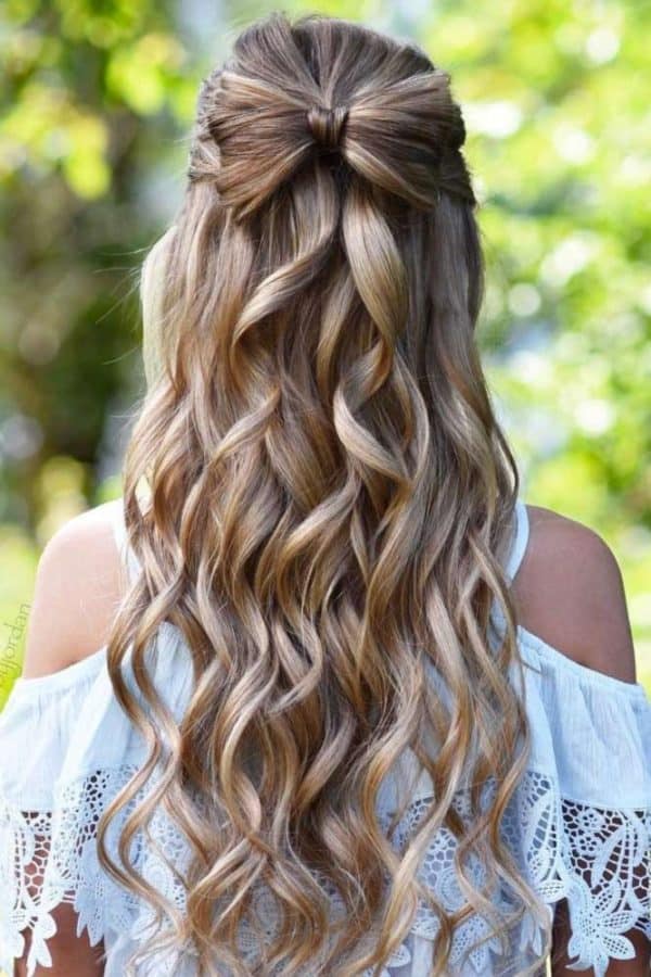 Stunning Prom Hairstyles That Will Take Your Breath Away