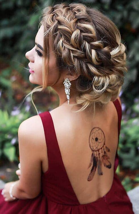 Stunning Prom Hairstyles That Will Take Your Breath Away