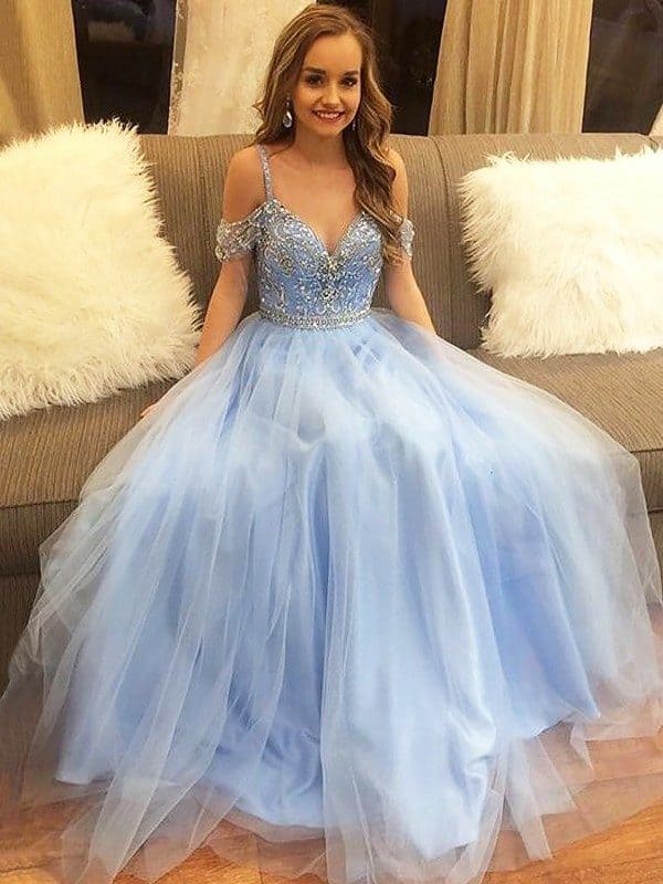 Stunning Prom Dresses That Will Make You The Prom Queen Of 2018