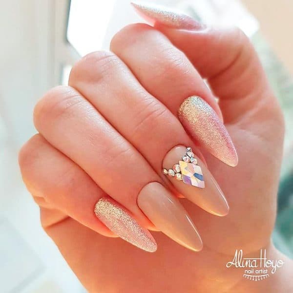 Splendid Nail Designs That Are Just Perfect For Prom