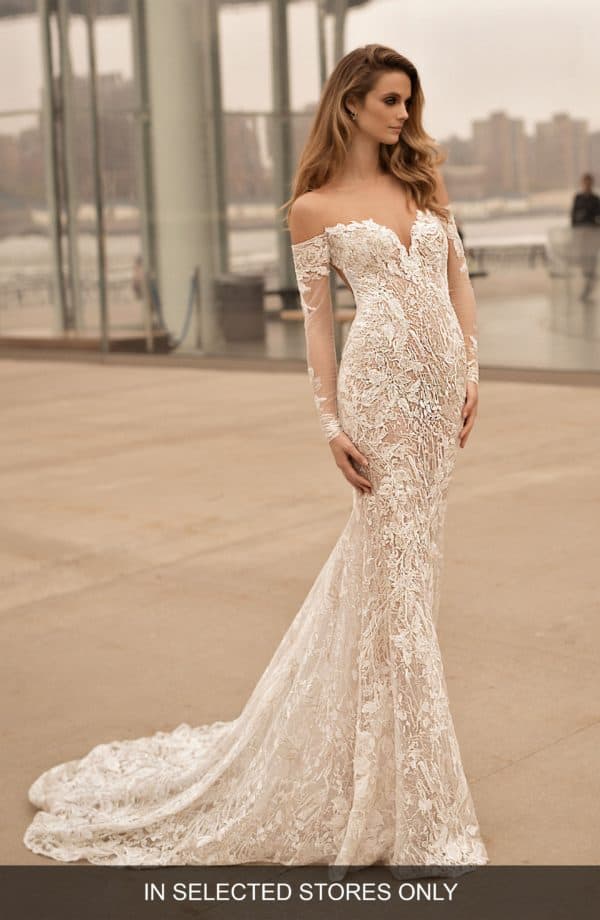 Stunning Mermaid Wedding Dresses That Will Hug Your Curves