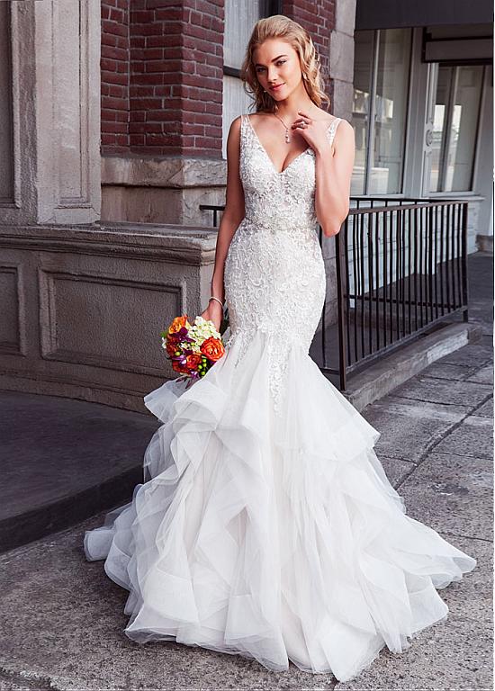 Stunning Mermaid Wedding Dresses That Will Hug Your Curves