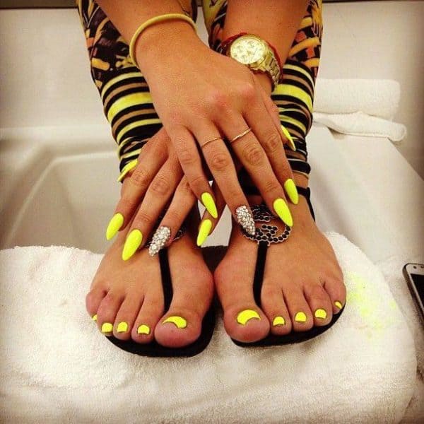 Matching Manicure And Pedicure Ideas That Are Currently Trending