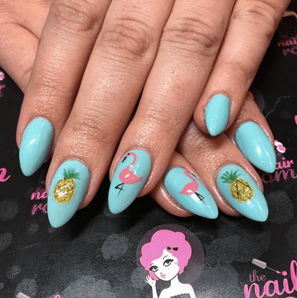 Flamingo Nail Designs That Celebrate Summer