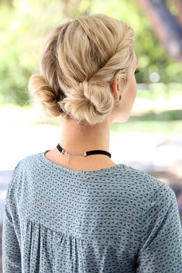 Cute Beach Hairstyles That You Should Try On Your Vacation