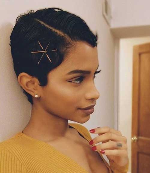 Eye Catching Exposed Bobby Pins Hairstyles That You Have To Check Out