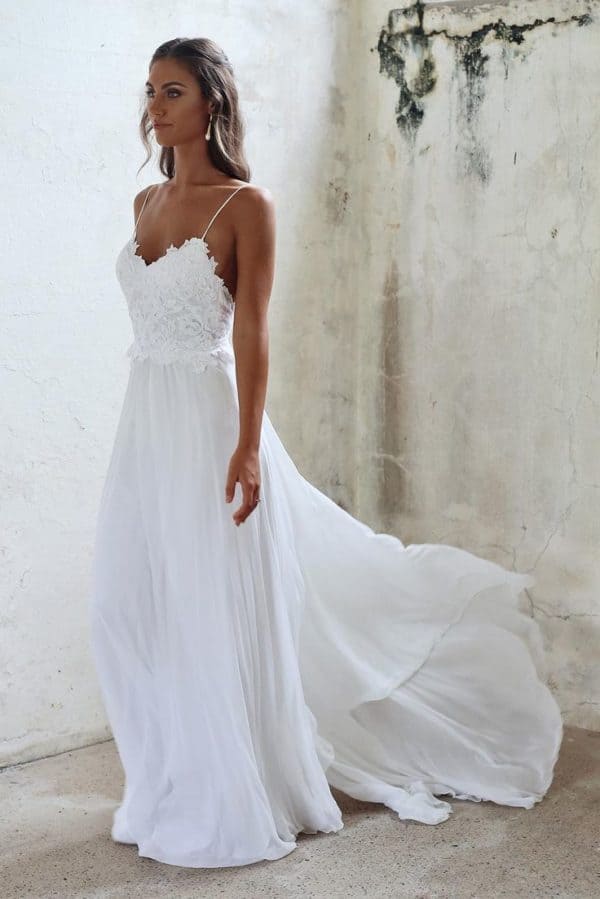 Dreamy Beach Wedding Gowns That Will Make You Feel Like A Goddess