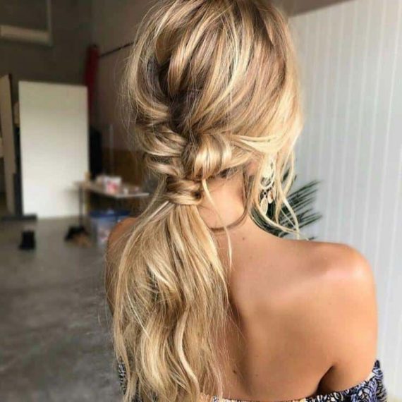 Cute Beach Hairstyles That You Should Try On Your Vacation - ALL FOR ...