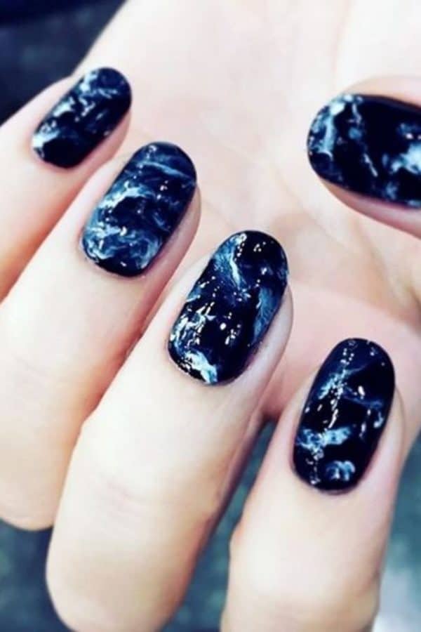 Fancy Marble Nails That Girls Are Going Crazy About