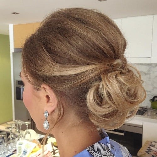 Elegant Low Bun Hairstyles That Will Make You Look Sophisticated