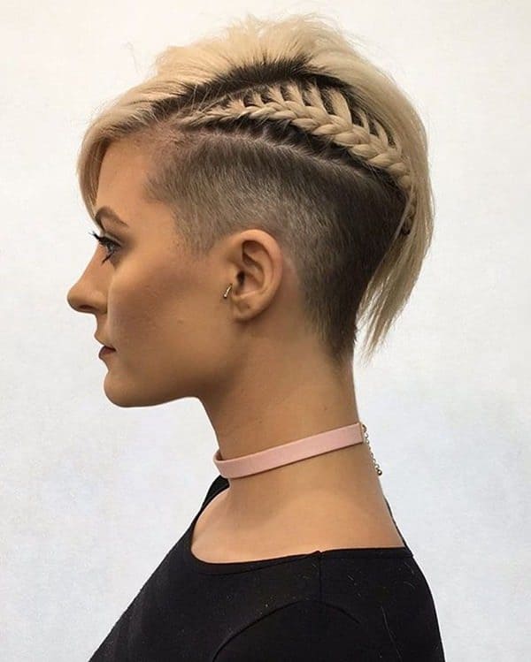 Amazingly Short Haircuts For Women That Are Currently In Style